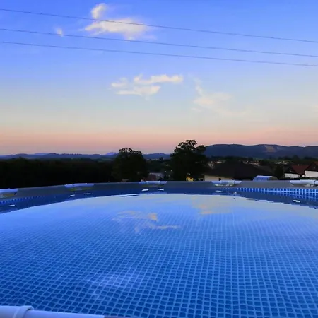 Holiday House *